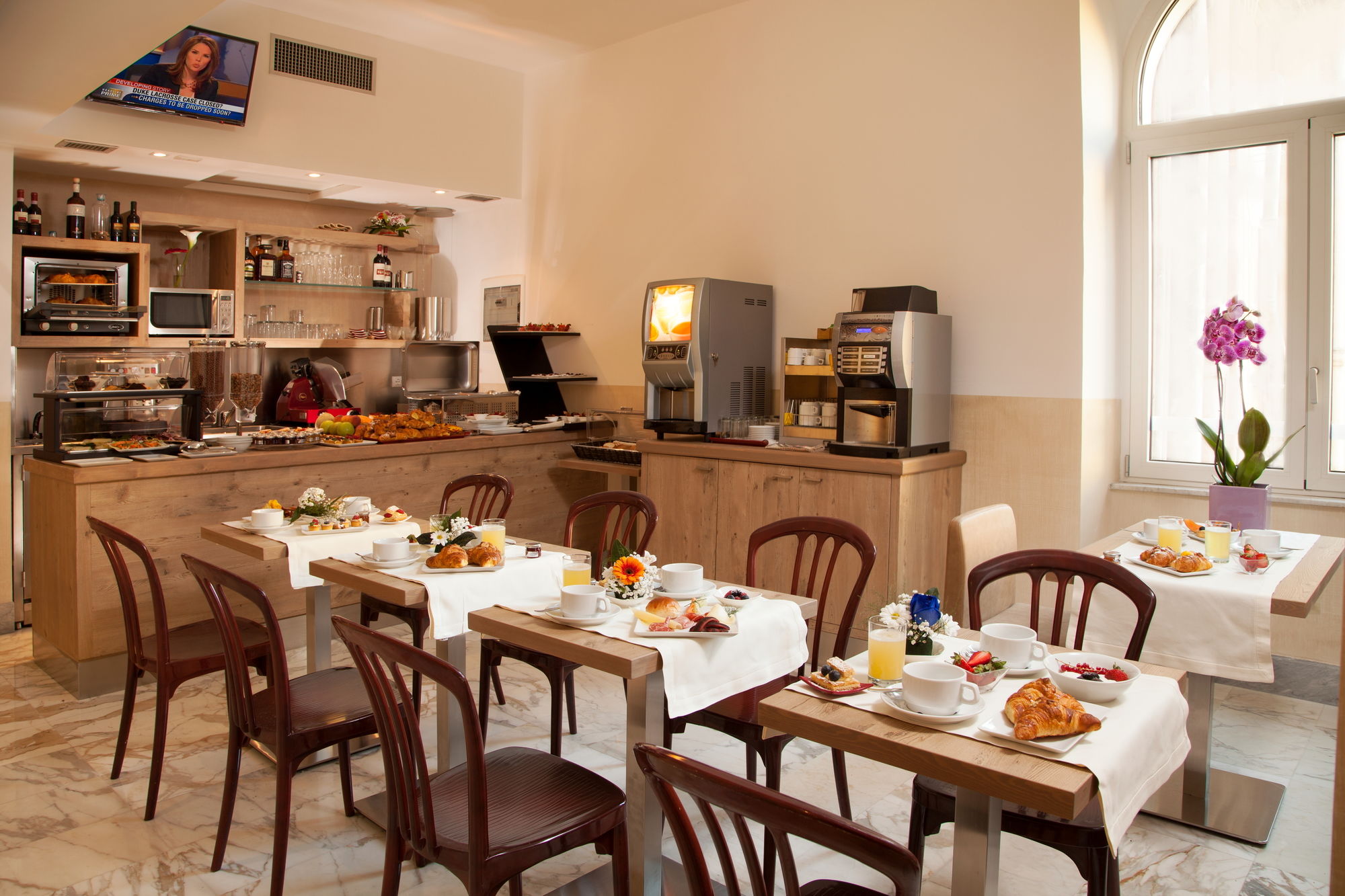 Фото Floris Hotel