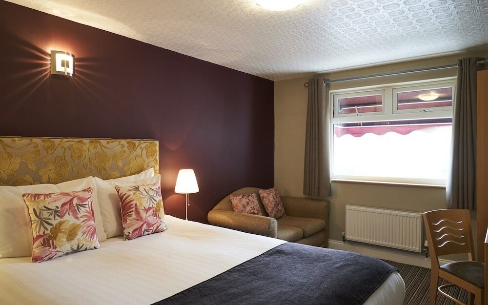 Фото Antoinette Hotel Wimbledon