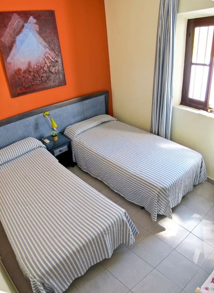 Фото Apartamentos Larga 70