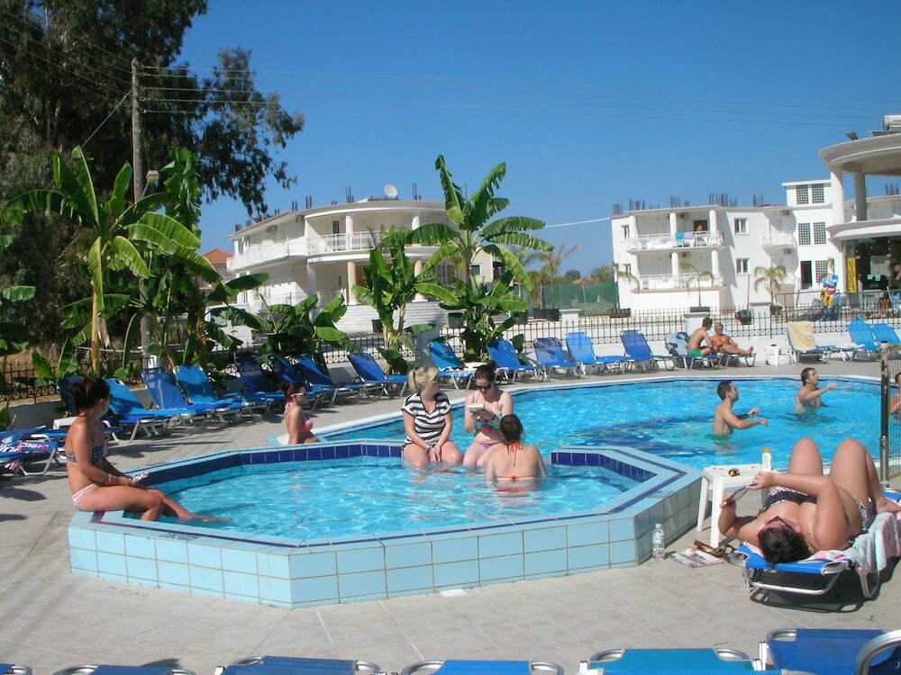 Фото Mariana Hotel