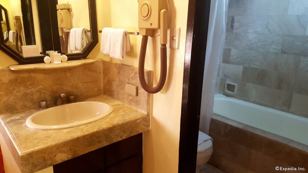 Фото Lourdes Suites