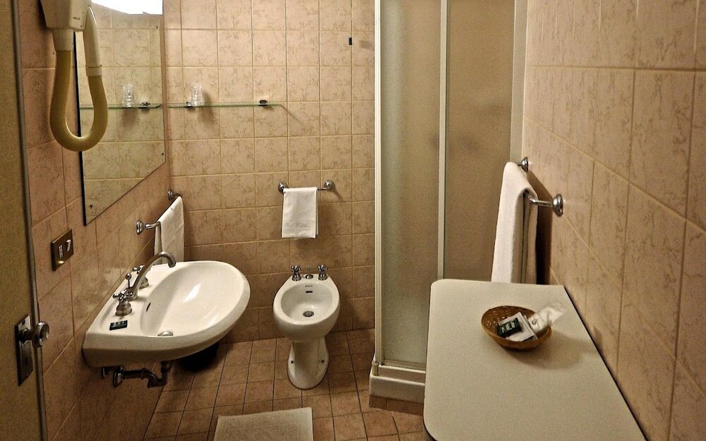 Фото London Hotel