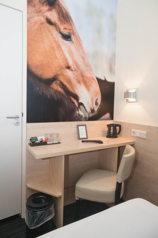 Фото Hotel Iron Horse