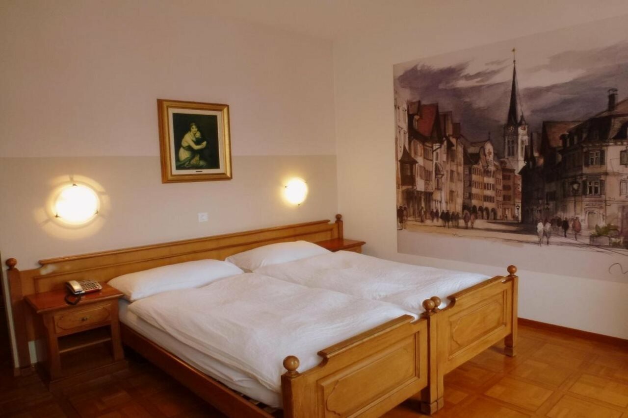 Фото Central Continental Hotel