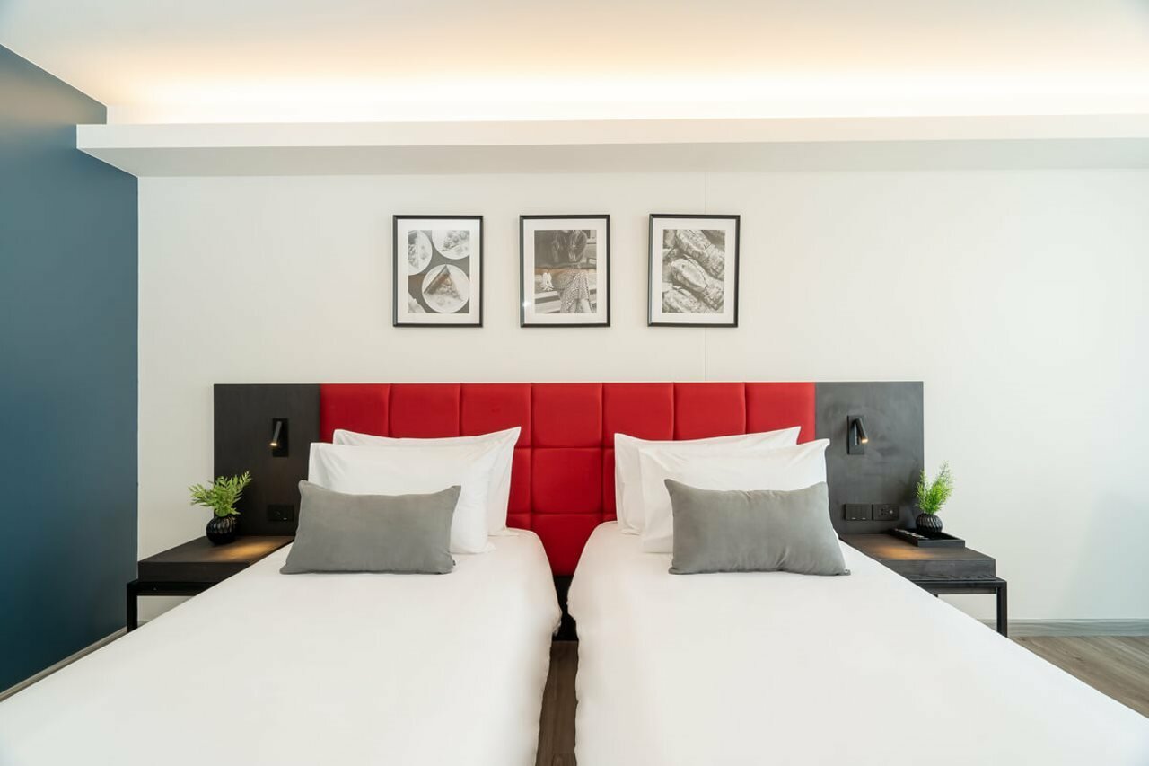 Фото Travelodge Phuket Town