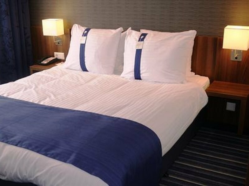 Фото Holiday Inn Express Amsterdam - Schiphol, an Ihg Hotel