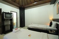 Фото Taman Sari Cottages II