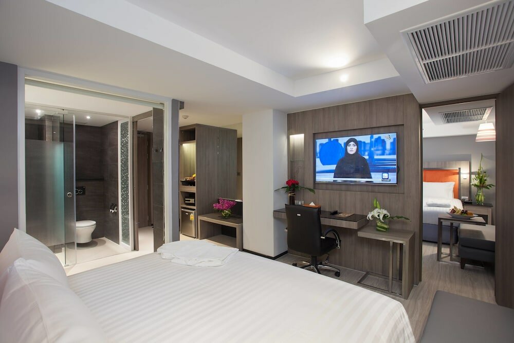 Фото Grand 5 Hotel & Plaza Sukhumvit Bangkok