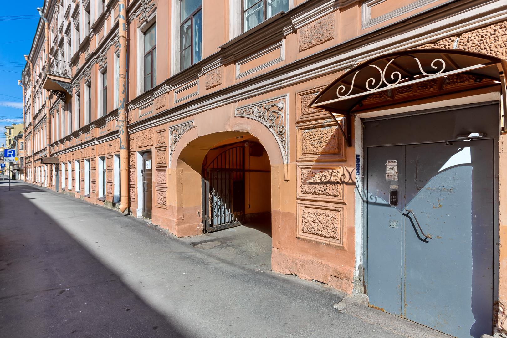 Фото Адриан