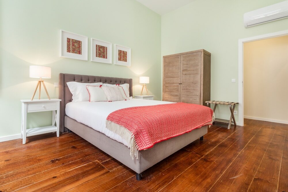 Фото Nada04 · Studio Apartment With Balcony Next to Ribeira