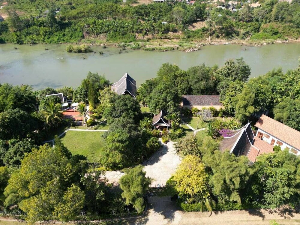 Фото Namkhan View Luangprabang Resort