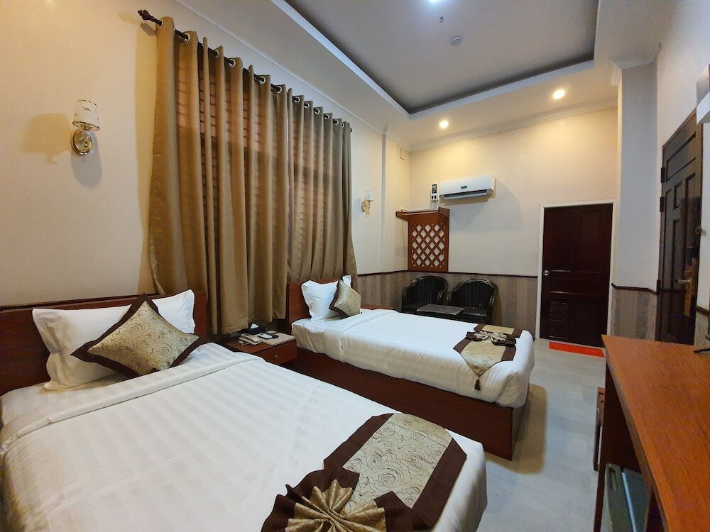 Фото Shwe Pe Ti Hotel