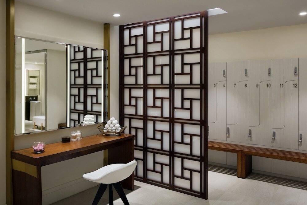 Фото The Hotel Galleria Jeddah, Curio Collection by Hilton