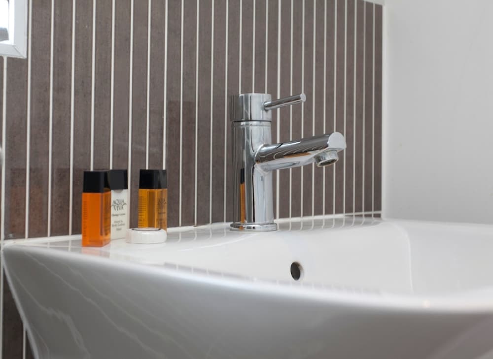 Фото The Coach House