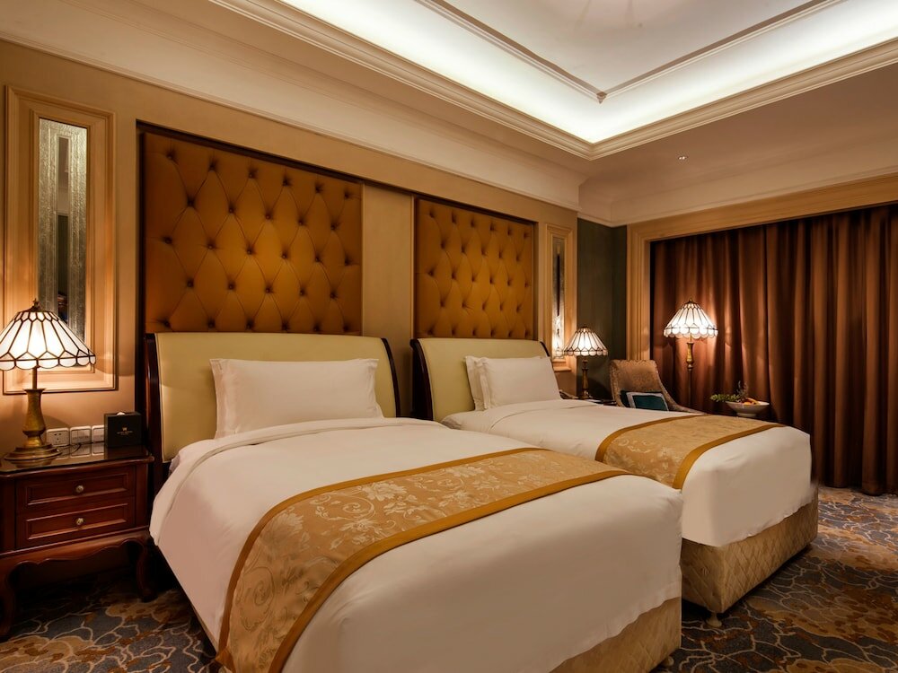 Фото Chongqing Auwi Hotel