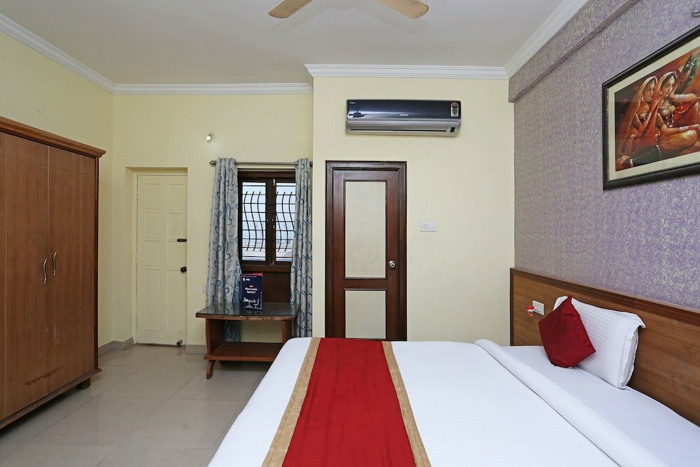 Фото Oyo 8932 Delight Inn Gachibowli