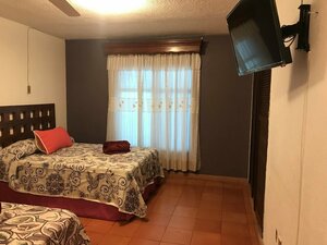 Hotel Casa Mexicana Autlan (Jalisco, Hermenegildo Galeana), hotel