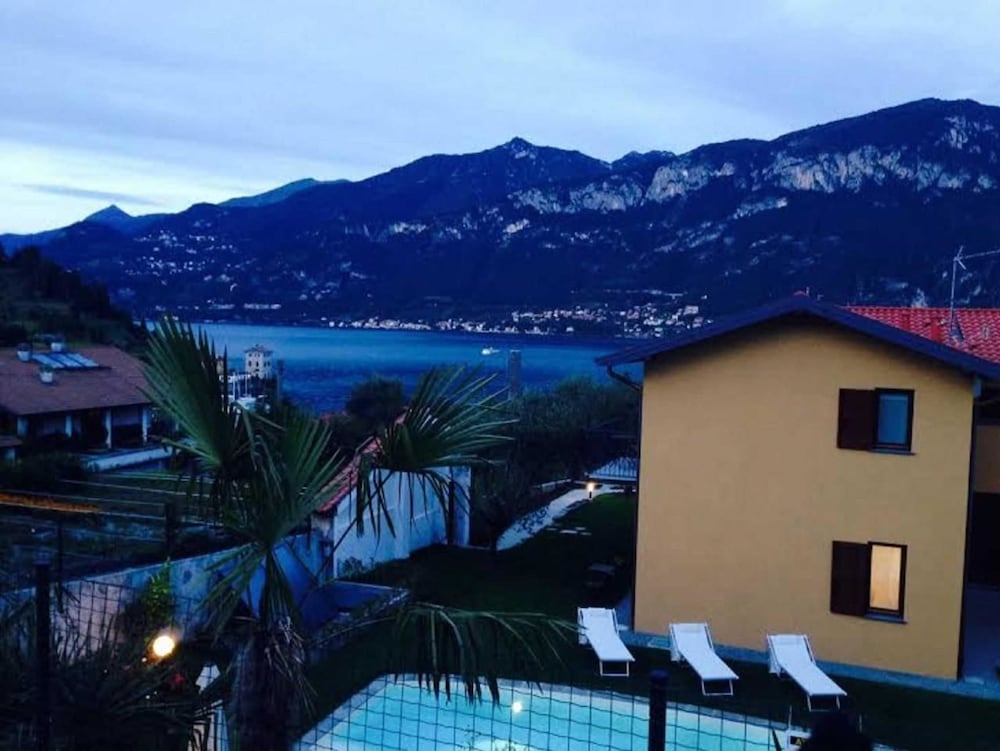 Фото Charming Bellagio Boutique Hotel