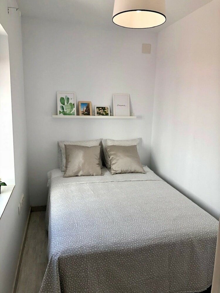 Фото Seville Vacation Rentals – Triana