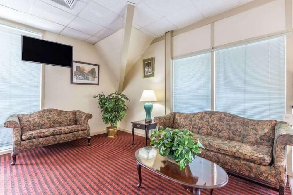 Фото Motel 6 Lawrenceville, Nj