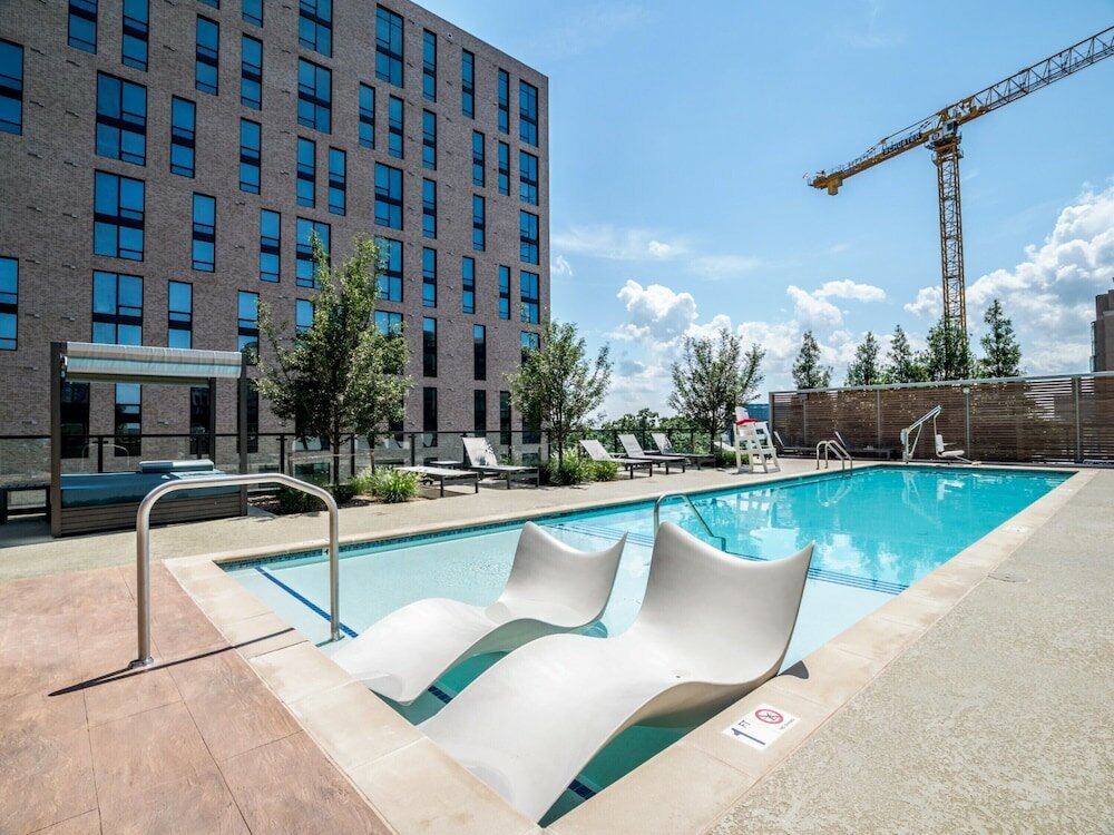 Фото Global Luxury Suites at Reston Town Center