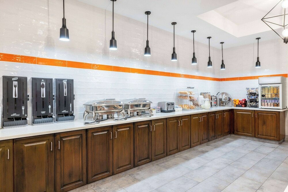 Фото La Quinta Inn & Suites by Wyndham St. George