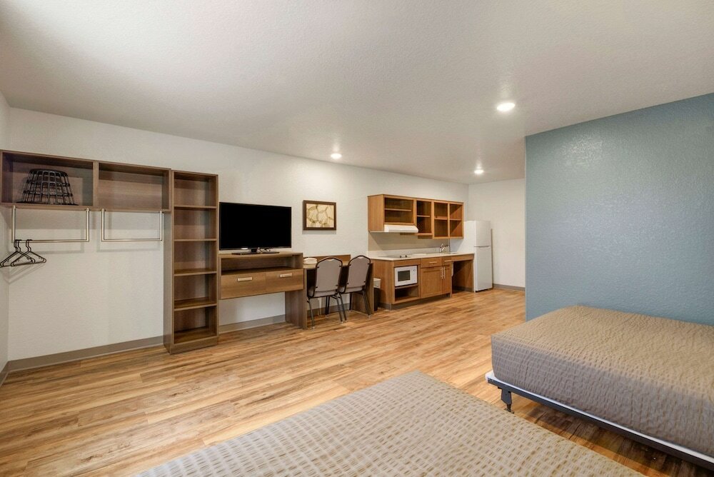 Фото WoodSpring Suites Orlando I-4 & Convention Center