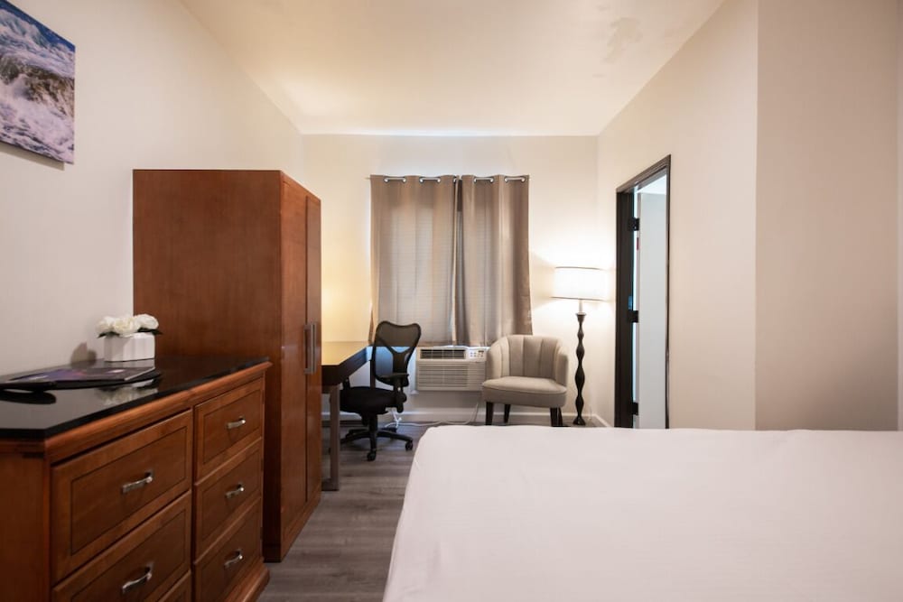 Фото Anchor Pointe Inn