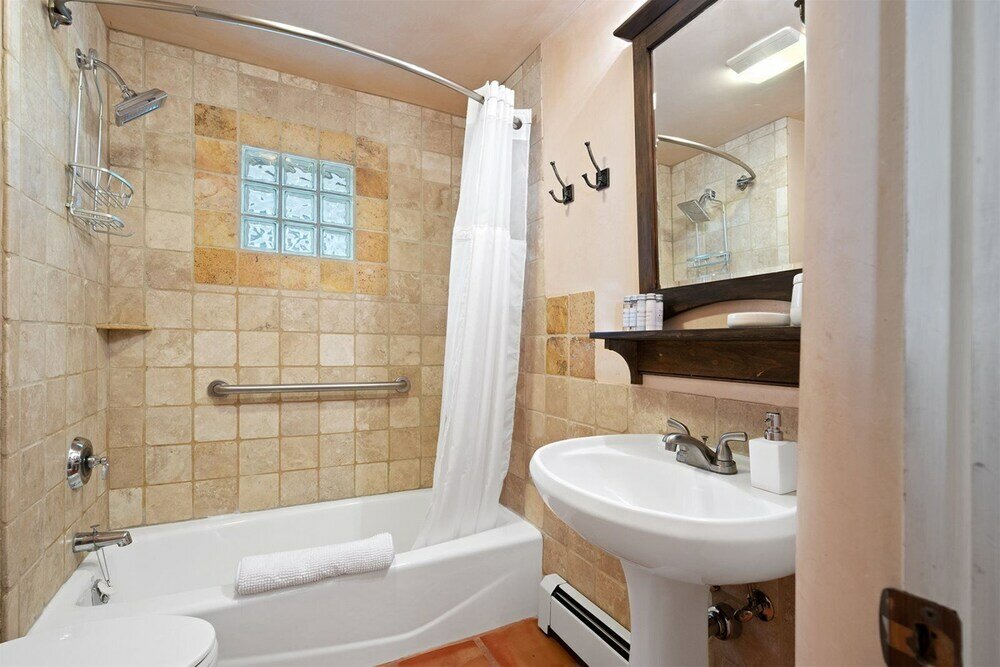 Фото Casita de las Aves - Unbeatable Location, Spacious Yard