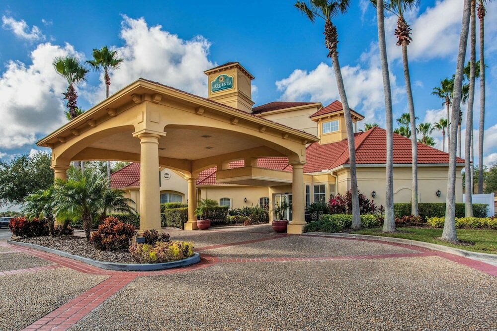 Фото La Quinta Inn & Suites by Wyndham Orlando Airport North
