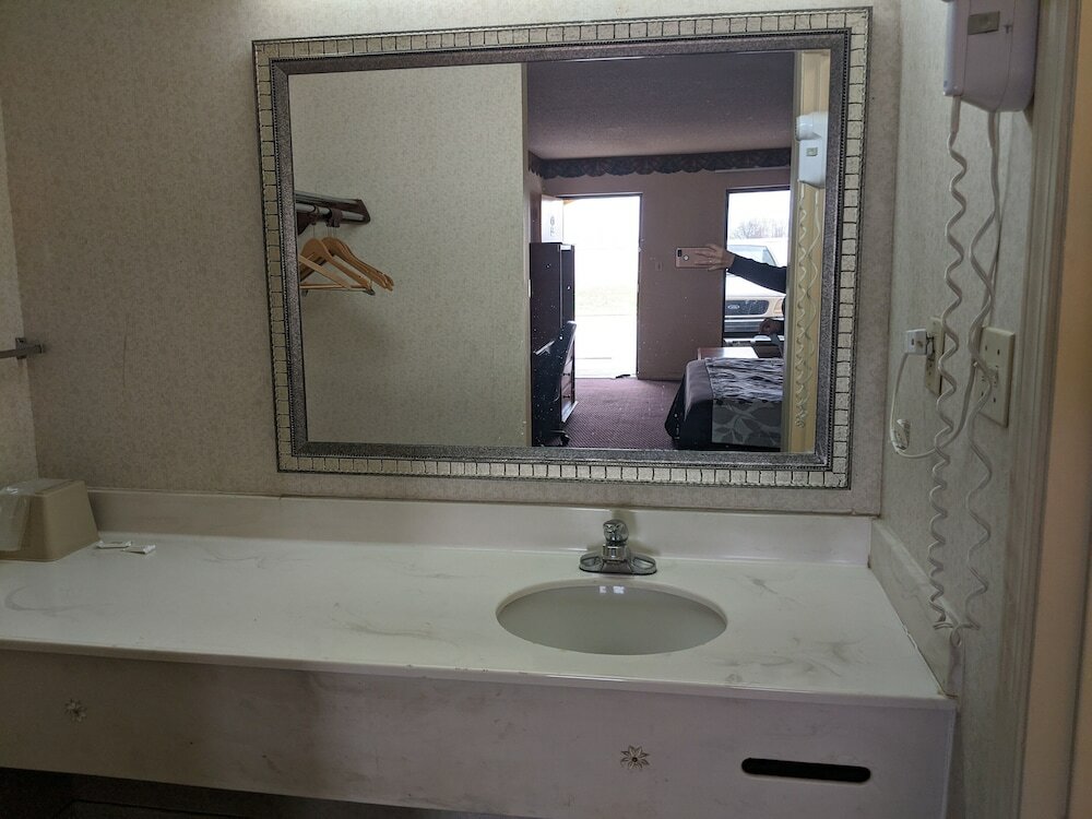 Фото Key West Inn - Montgomery South