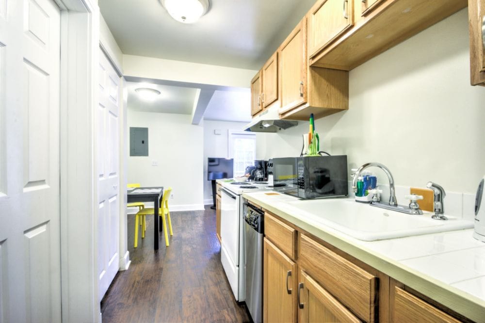 Фото Hosteeva Capitol Hill Condos