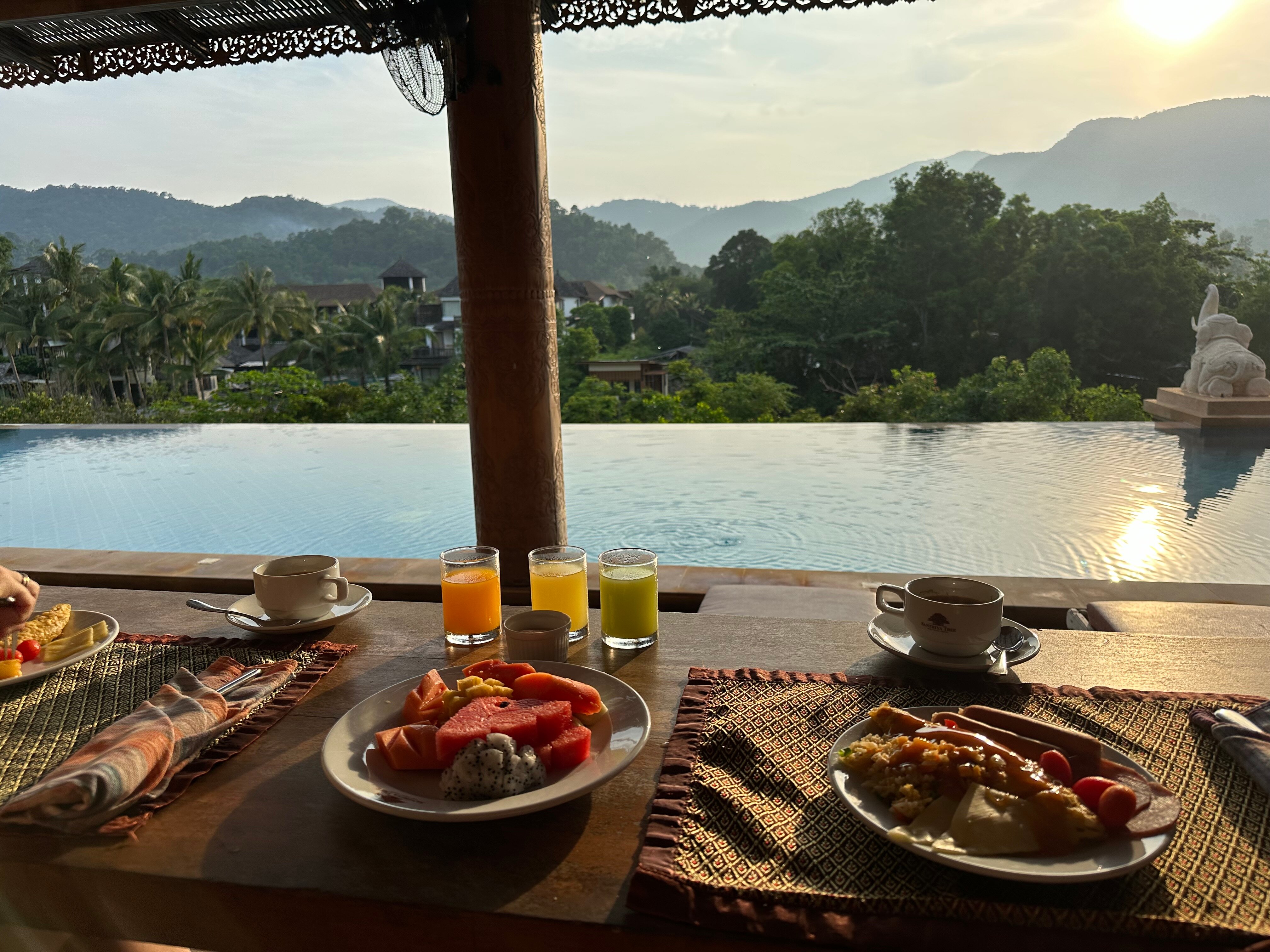 Фото Santhiya Tree Koh Chang Resort