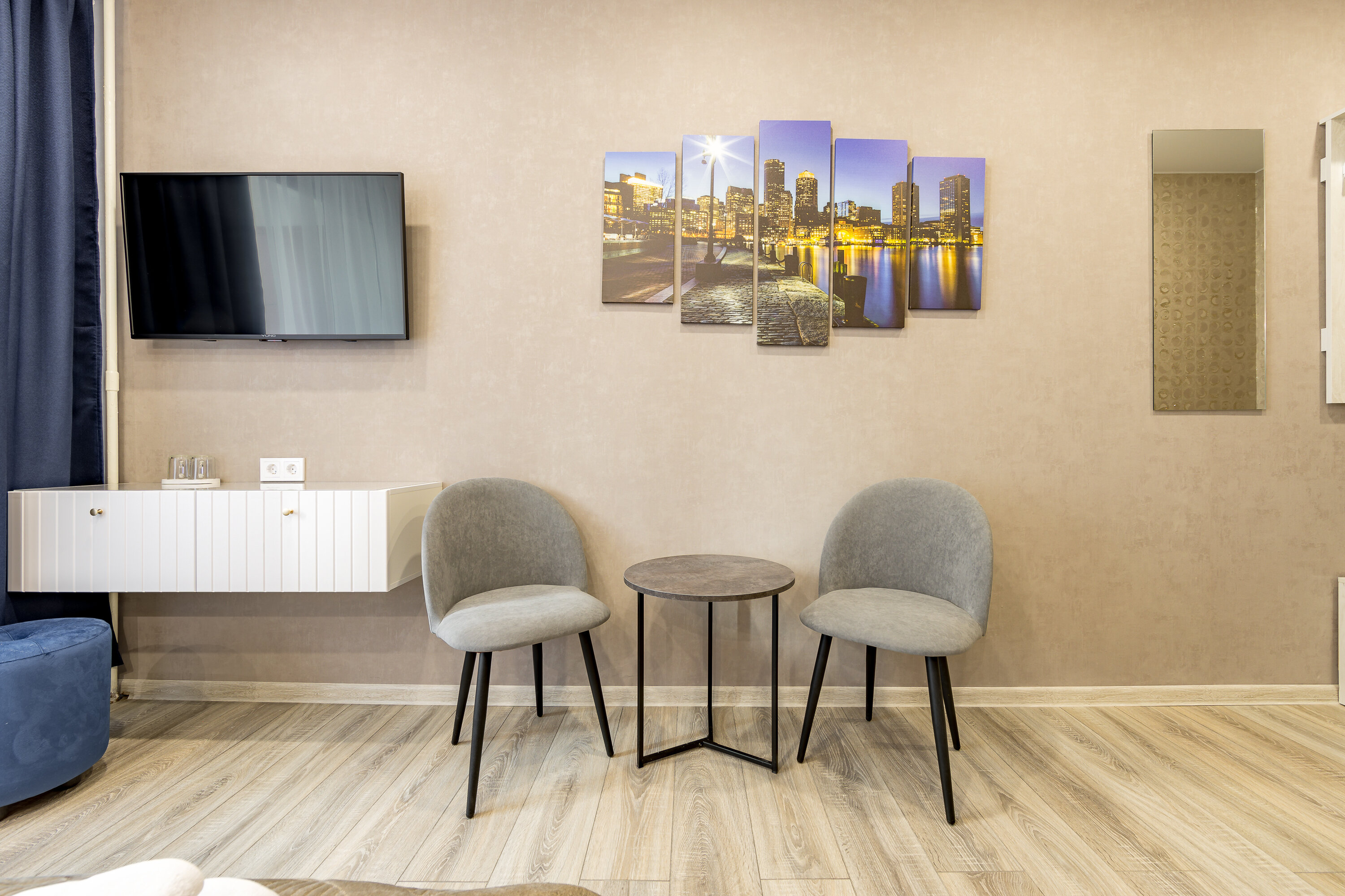 Фото Мини-отель 13-й квартал