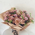 The Vow Floral Design (28, Al Banadir Street, Al Zahraa, Abu Dhabi), flower shop