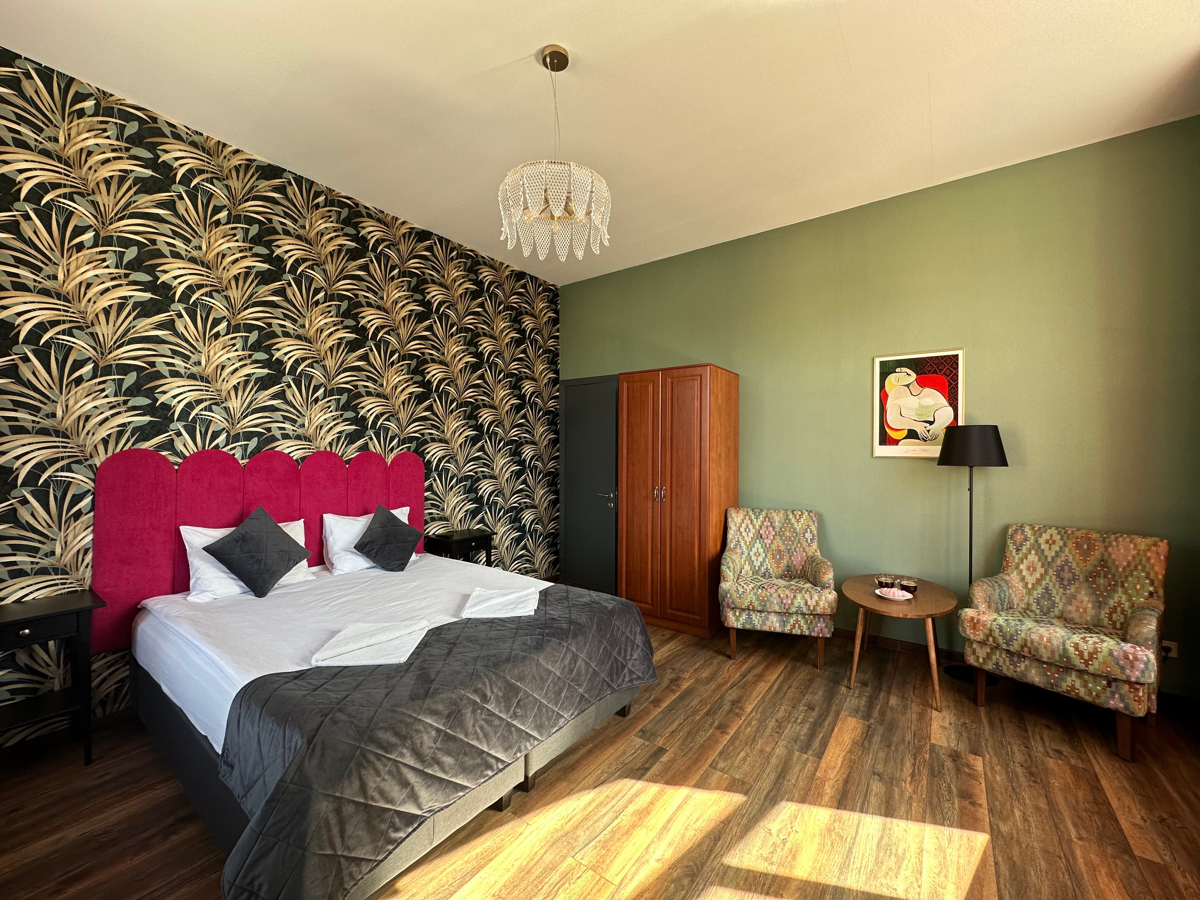 Фото Laika на Грибоедова