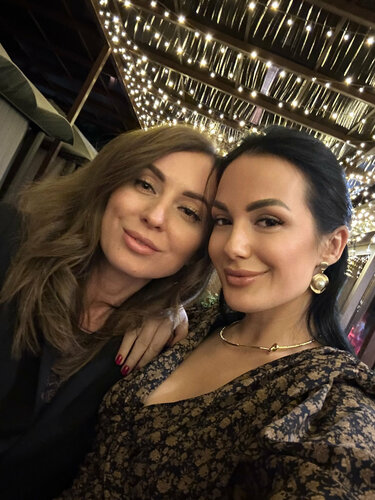 Барлық жалаңаш атақты адамдар мен жұлдыздар