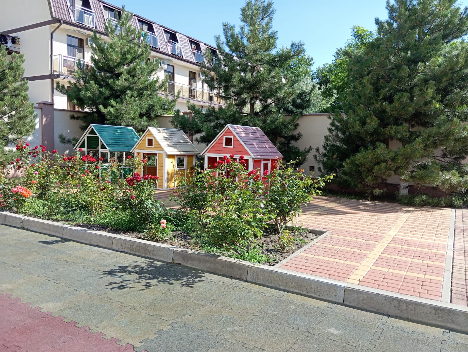 Фото Держава