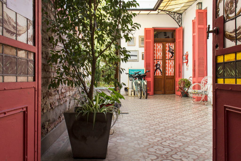 Фото отеля 1