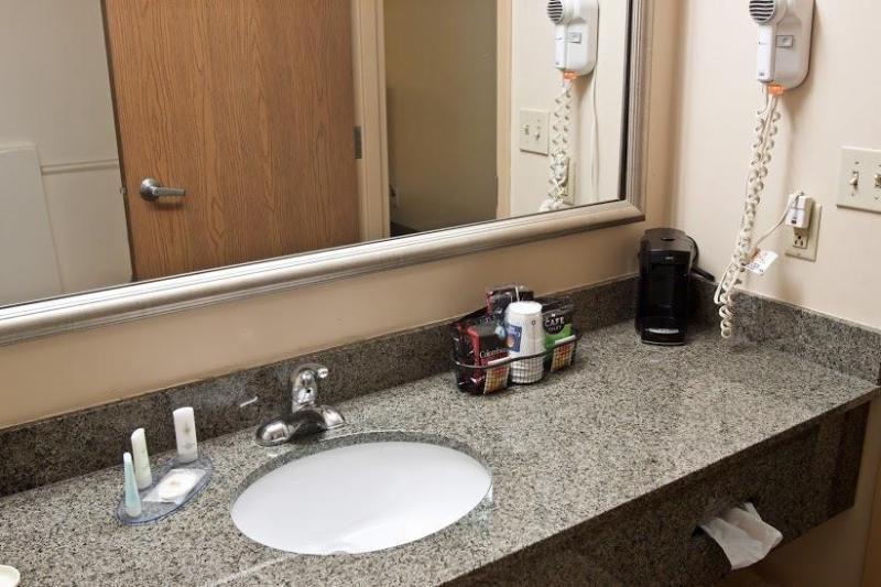 Фото Holiday Inn Express Columbus South - Obetz, an Ihg Hotel