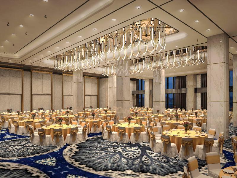 Фото Movenpick Surabaya City