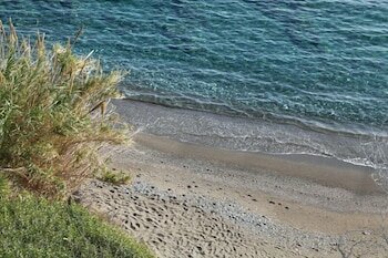 Фото Elena's Beach Garden by Estia