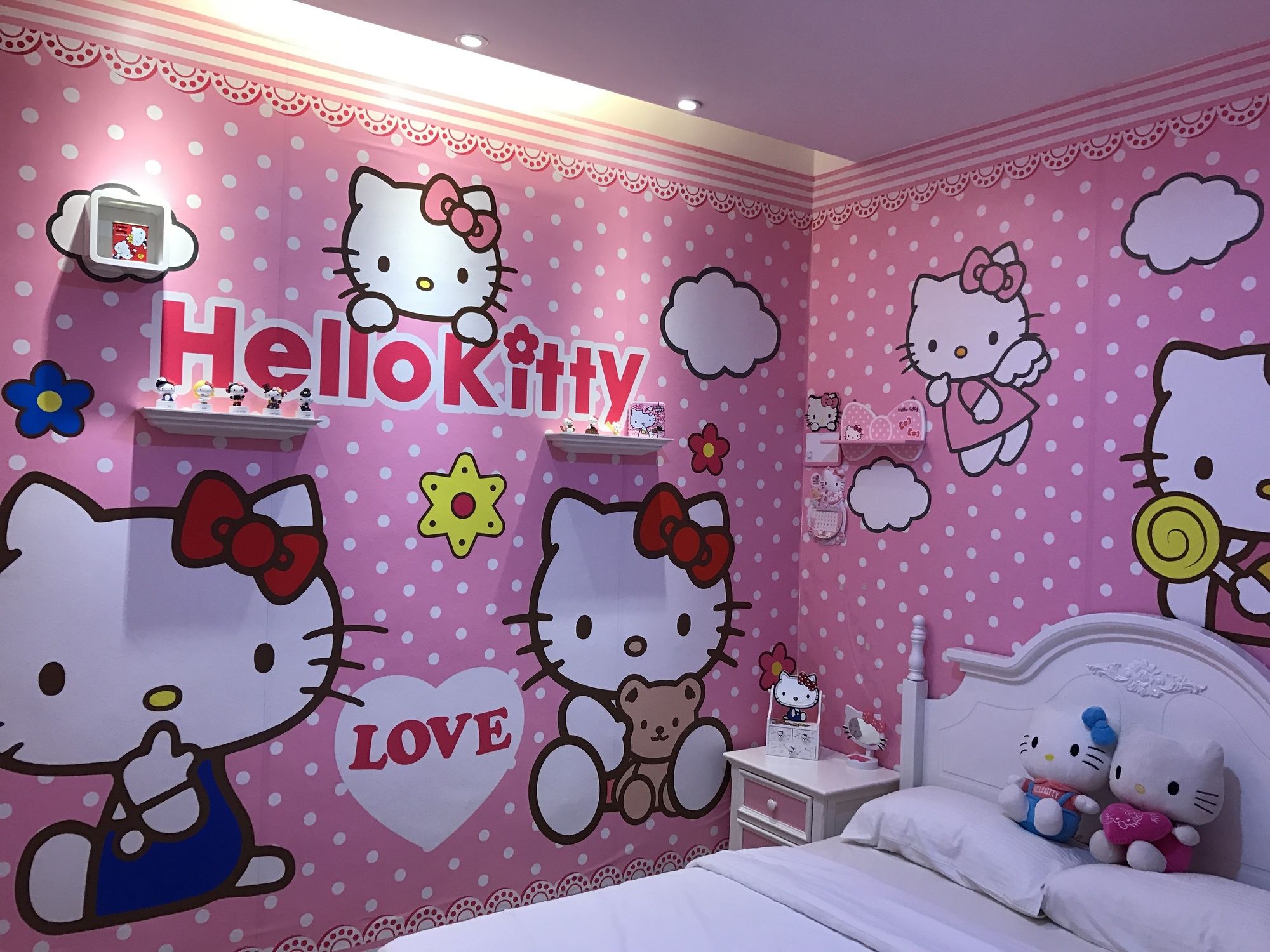 Фото Fantasy Boutique Hotel