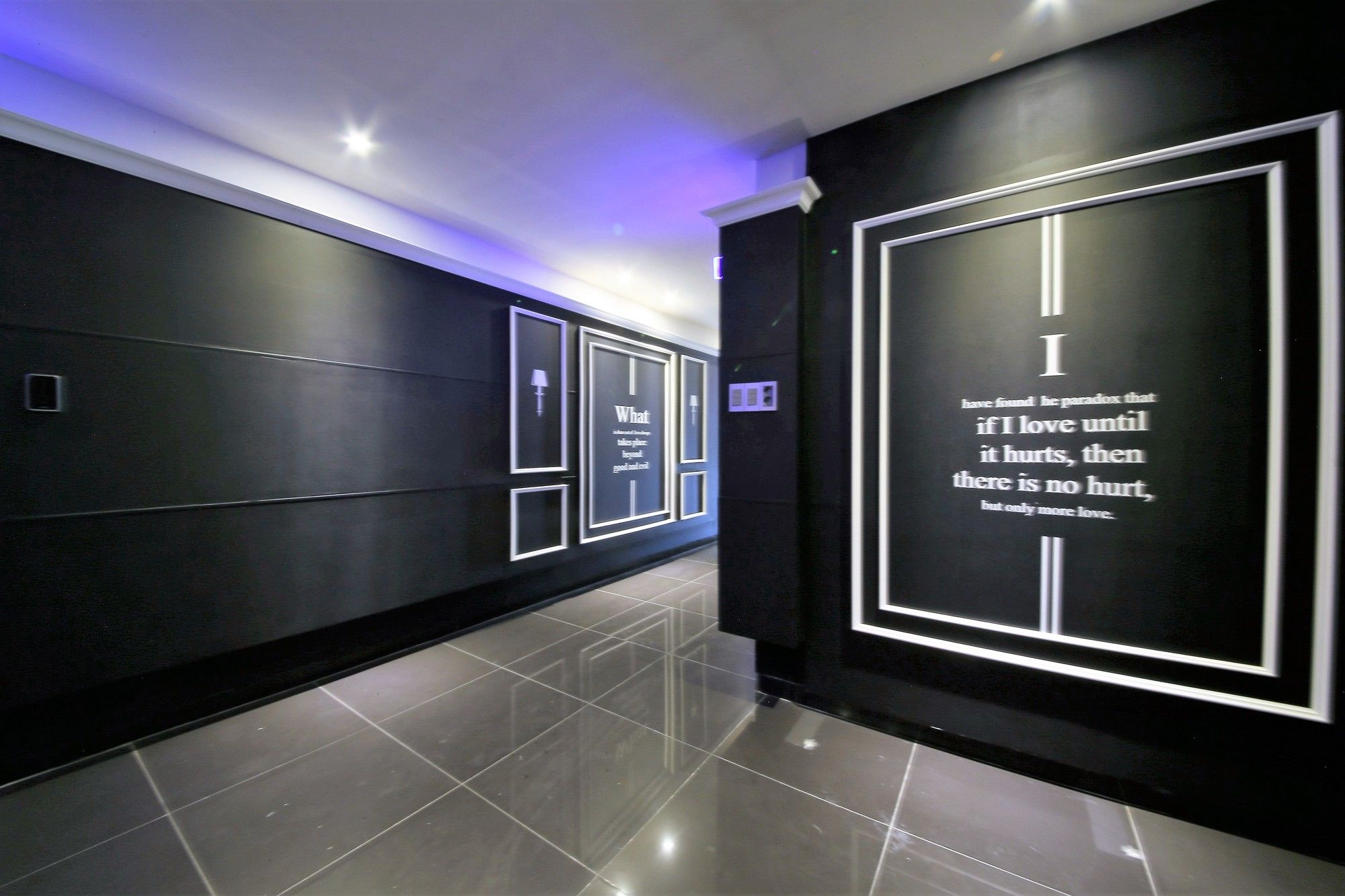 Фото The Stone Bridge Hotel