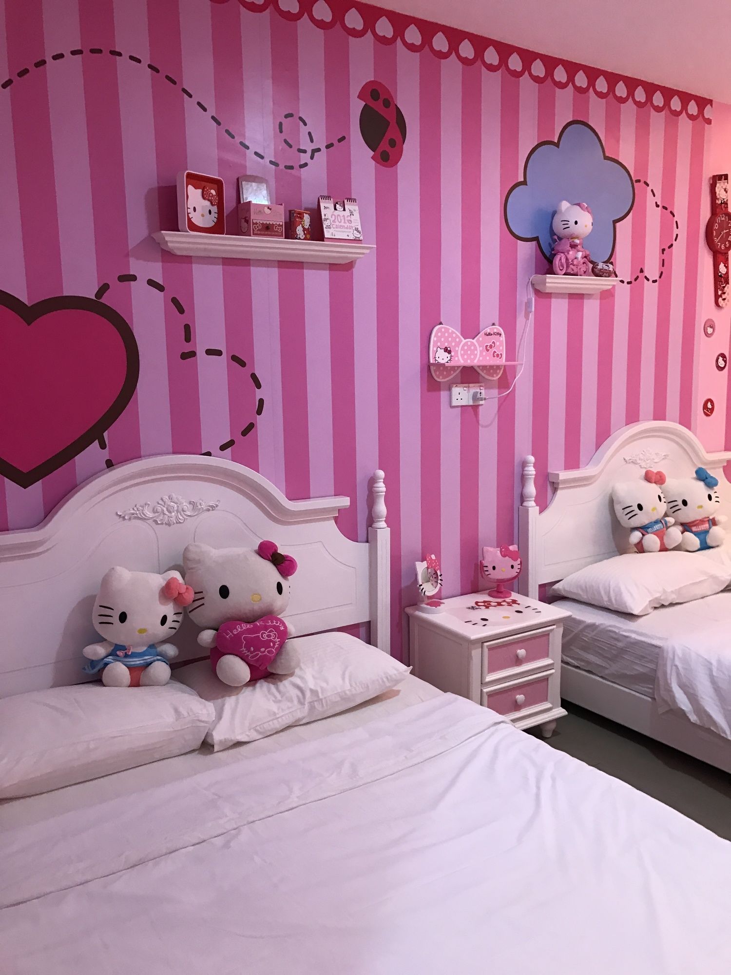 Фото Fantasy Boutique Hotel