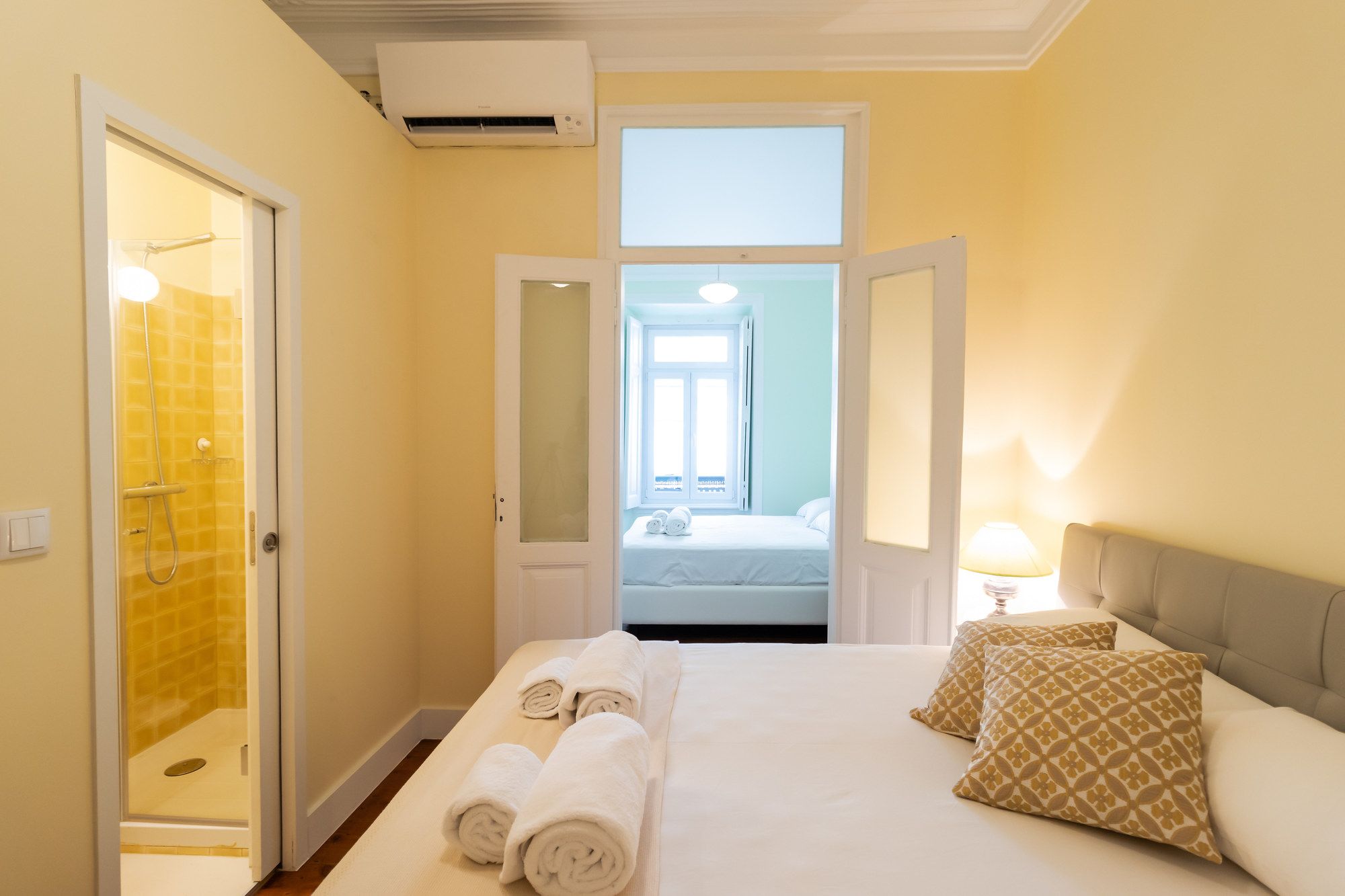 Фото 1898 Home & Suites