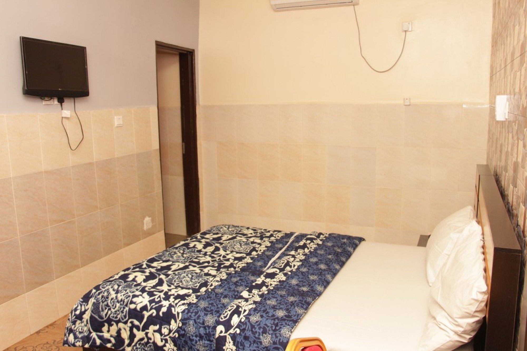 Фото Pedallo Luxury Inn Ltd