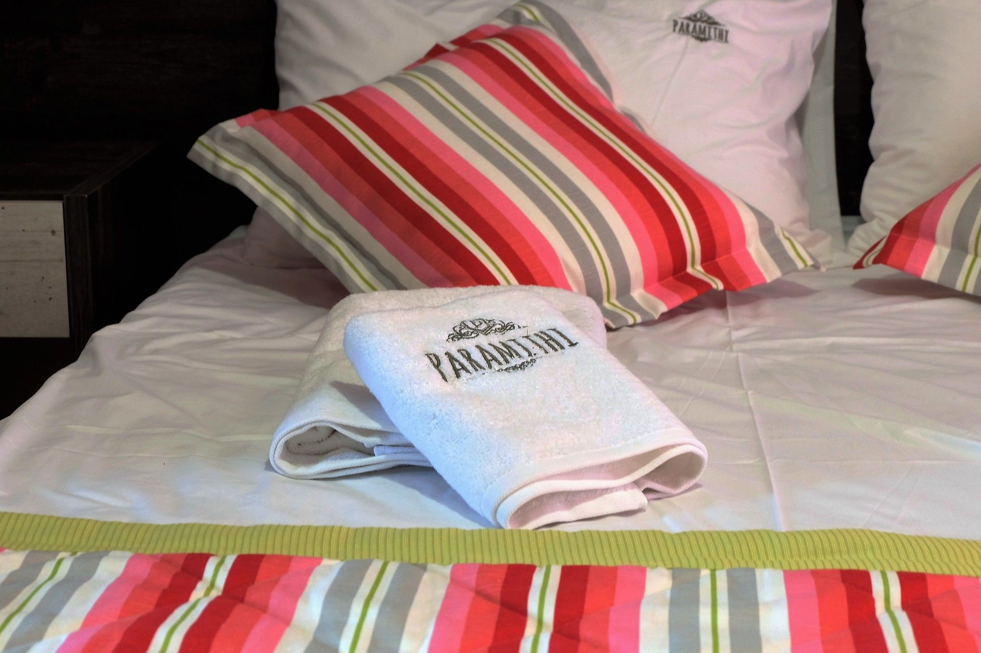 Фото Paramithi Luxury Apartments