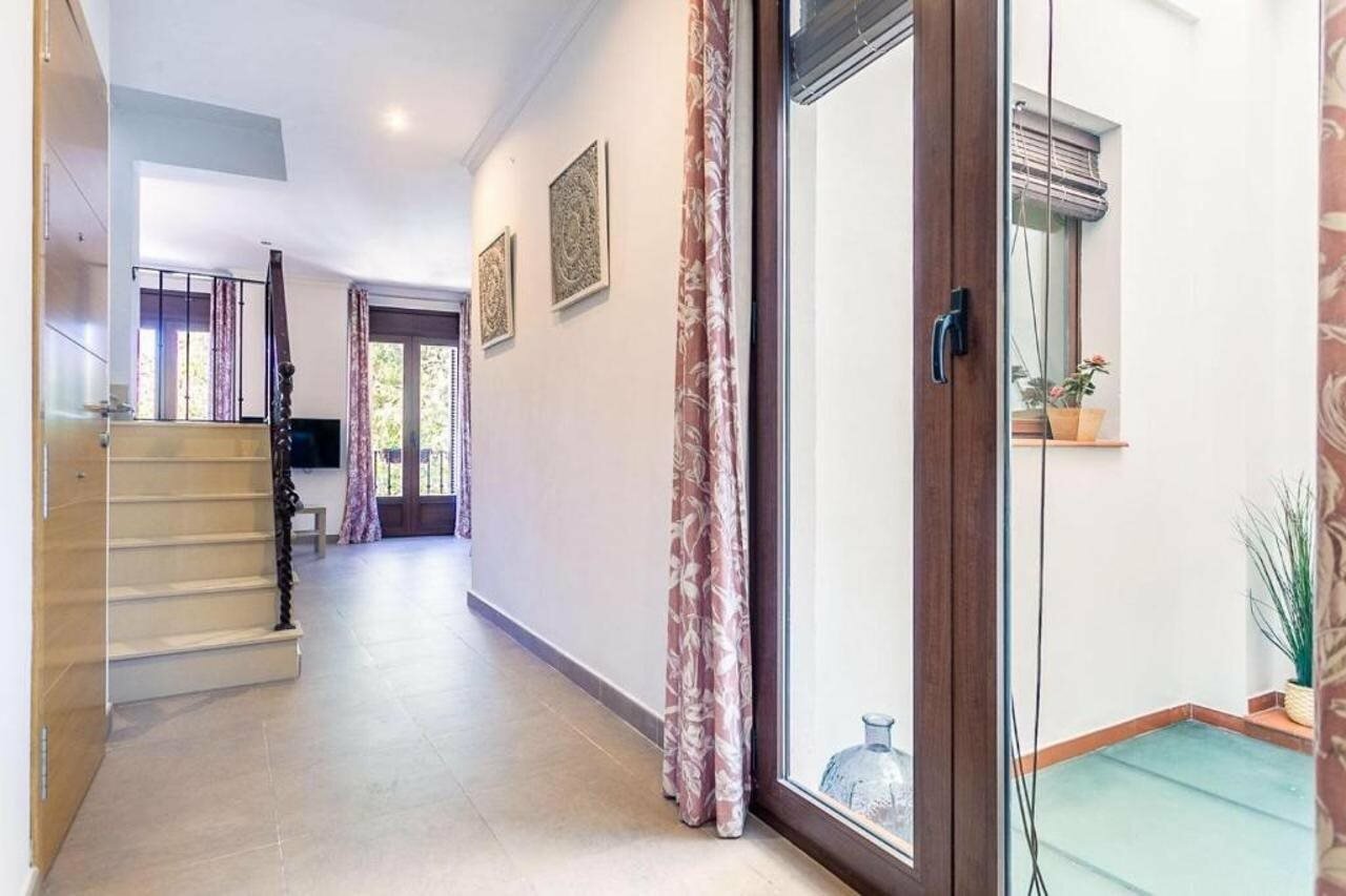 Фото Hotel Patio de la Alameda