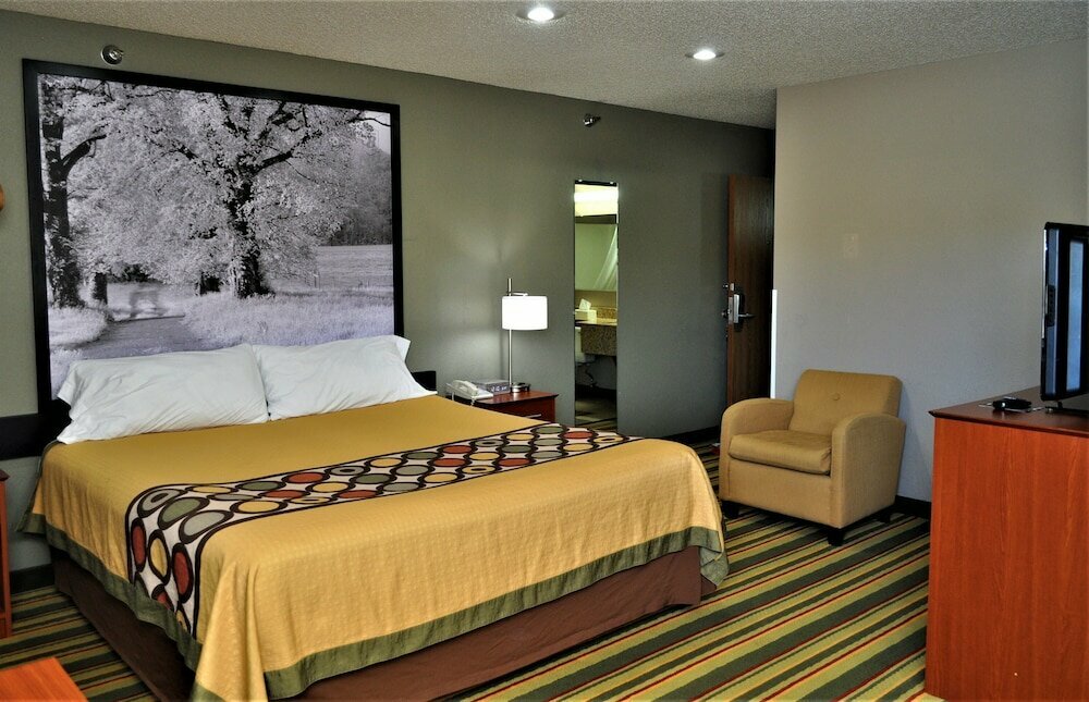 Hotel Super 8 by Wyndham Clearfield, Commonwealth of Pennsylvania, photo